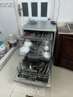 MÁY RỬA BÁT BOSCH SMS25EI00G - 100