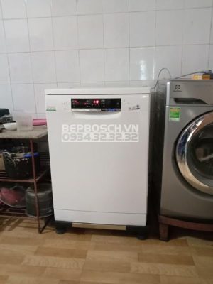 Máy rửa chén độc lập BOSCH SMS46GW01P|Serie 4 - 132