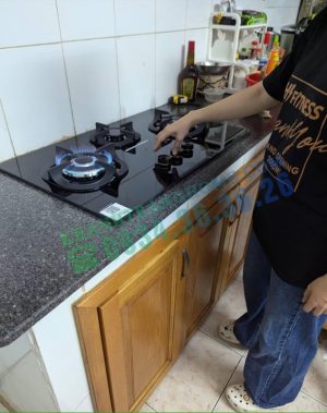 Bếp ga âm 80cm UltimateTaste 300 với 3 vùng nấu Electrolux EHG8321BC - 7