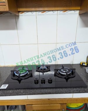 Bếp ga âm 80cm UltimateTaste 300 với 3 vùng nấu Electrolux EHG8321BC - 13