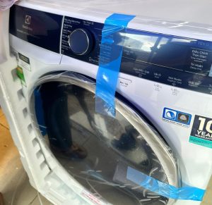 Máy giặt cửa trước 10kg UltimateCare 700 Electrolux EWF1042Q7WB - 34 Máy giặt cửa trước 10kg UltimateCare 700 Electrolux EWF1042Q7WB - 33
