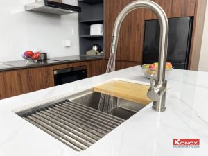 VÒI RỬA BÁT DÂY RÚT KONOX ALTO NICKEL - 27 VÒI RỬA BÁT DÂY RÚT KONOX ALTO NICKEL