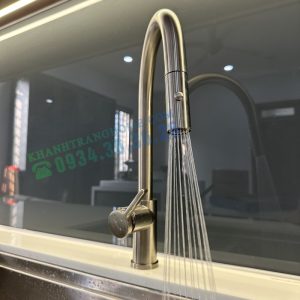 VÒI RỬA BÁT DÂY RÚT KONOX ALTO NICKEL - 38 VÒI RỬA BÁT DÂY RÚT KONOX ALTO NICKEL - 37