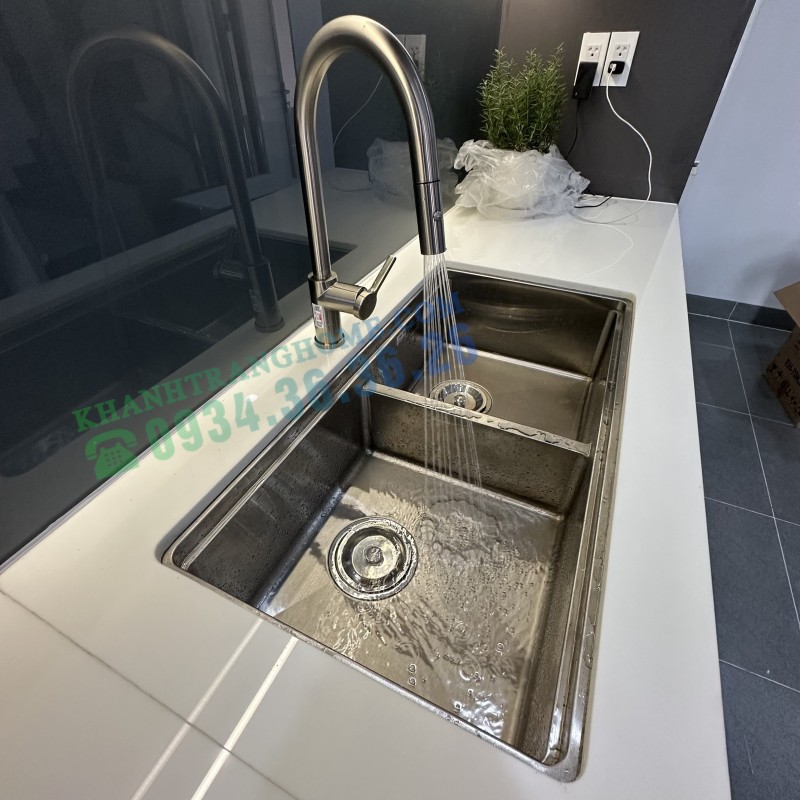 VÒI RỬA BÁT DÂY RÚT KONOX ALTO NICKEL - 96