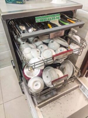 Máy Rửa Chén Âm Bán Phần Bề Mặt Thép Không Gỉ Hafele Hdw-Hi60C 533.23.120 - 107 Máy Rửa Chén Âm Bán Phần Bề Mặt Thép Không Gỉ Hafele Hdw-Hi60C 533.23.120 - 106