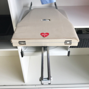 Cầu là âm tủ thông minh tủ quần áo Garis GW20 - 10 Cầu là âm tủ thông minh tủ quần áo Garis GW20 - 9