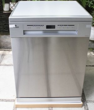 Máy rửa chén độc lập TOMATE TOM 4303-W12
