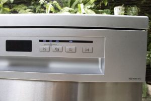 Máy rửa chén độc lập TOMATE TOM 4303-W12