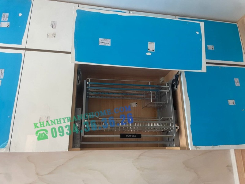Giá bát nâng hạ Hafele kèm ống đựng đũa 800mm 504.76.142 - 9