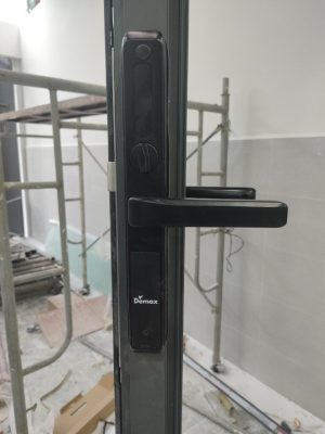 KHÓA CHỐNG NƯỚC DEMAX SL606 BL