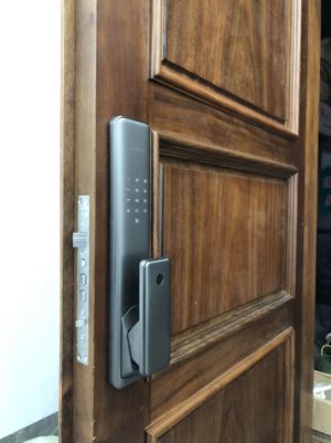 KHÓA CỬA VÂN TAY BOSCH FU750 EU MÀU ĐEN - 17