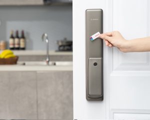 KHÓA CỬA VÂN TAY BOSCH FU750 EU MÀU ĐEN - 11