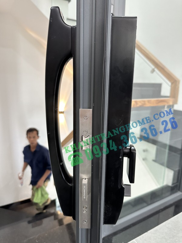 KHÓA CỬA VÂN TAY HUBERT HB CN86 BLACK - 70 KHÓA CỬA VÂN TAY HUBERT HB CN86 BLACK - 69