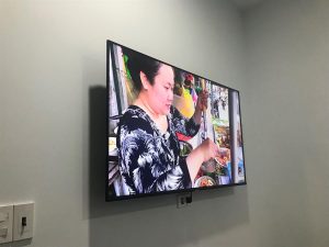 Smart Tivi Samsung 4K 55 inch UA55AU7002 - 20 Smart Tivi Samsung 4K 55 inch UA55AU7002 - 19